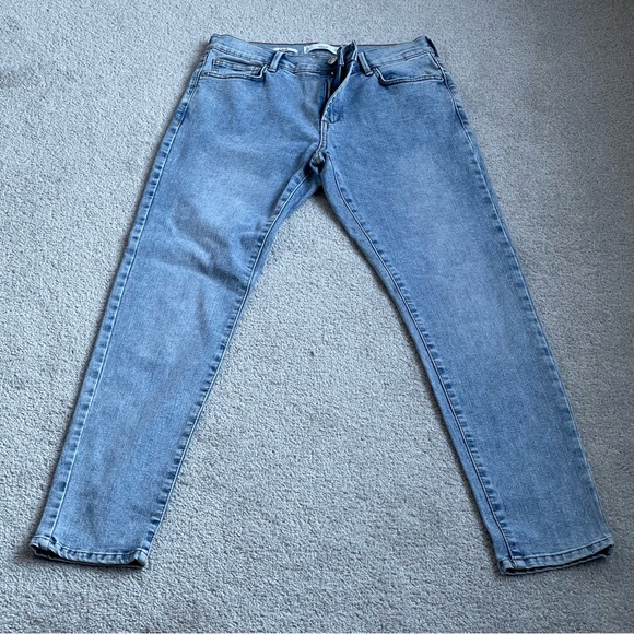 Elsa Medium Waist Skinny Jeans - Picture 7 of 8